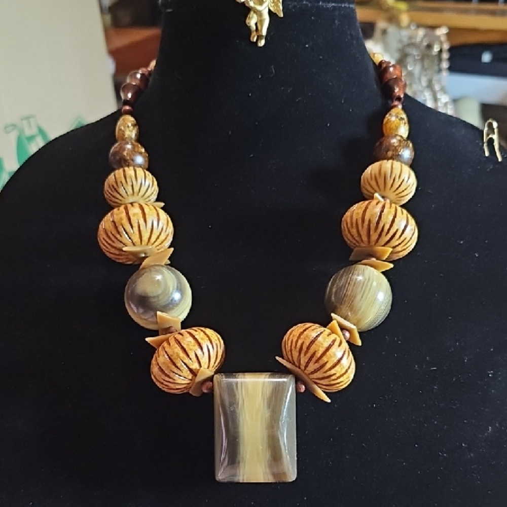 Vintage Teresa Goodall Mixed Media Necklace
